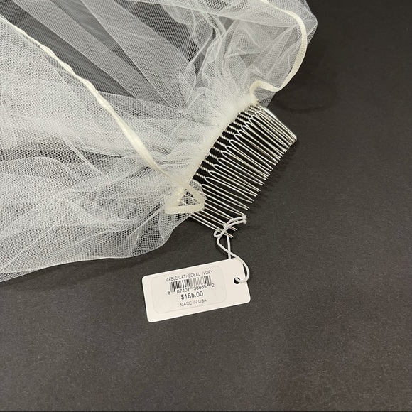 Wedding Belles New York Mable Cathedral Veil - Picture 4 of 5